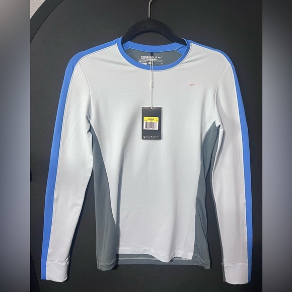 NWT Nike Golf Tour Performance Dri-FIT  Women’s Long Sleeve Golf Top Sz S NEW!!! - Picture 1 of 4